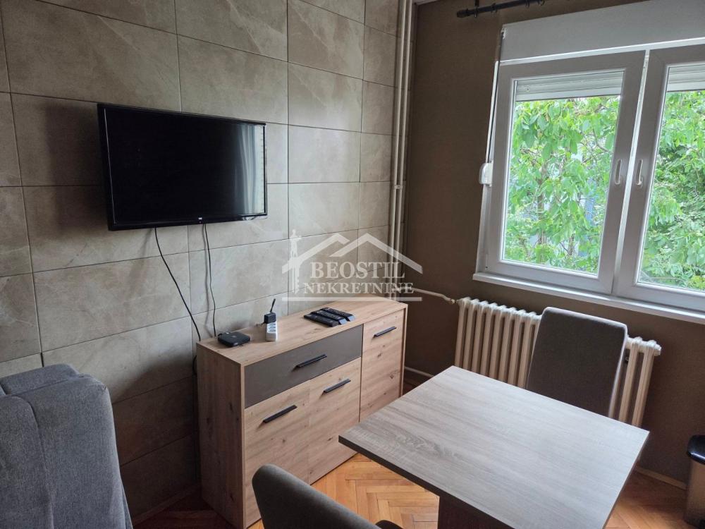 Stan Prodaja Beograd  80 m2