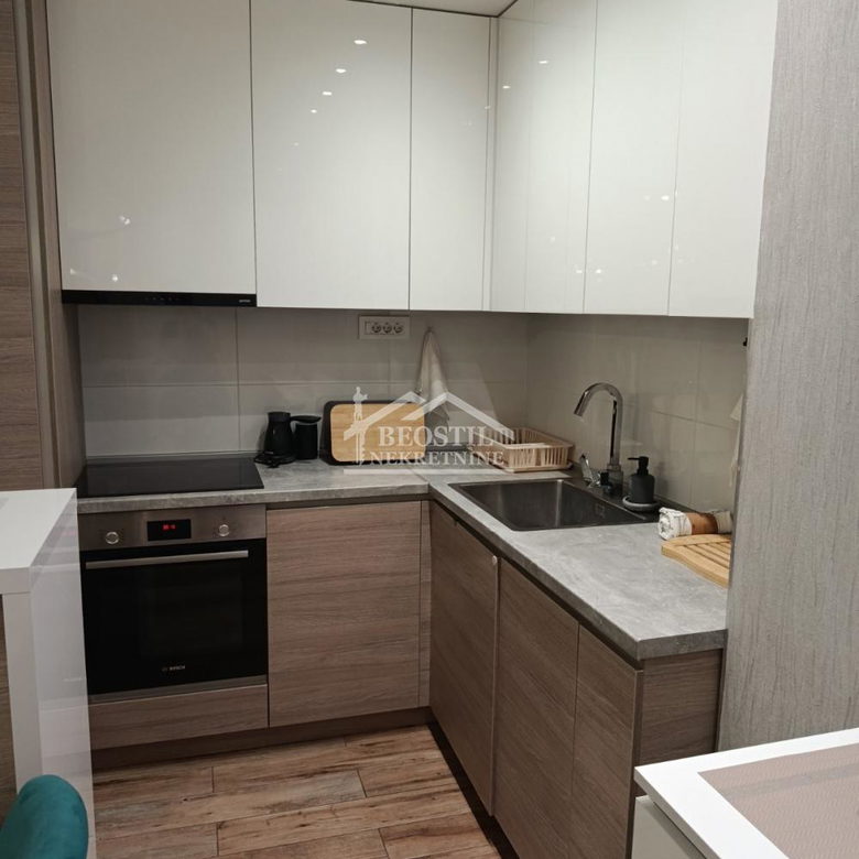 Stan Izdavanje Beograd Retenzija 80 m2