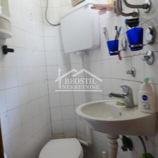 Petosoban stan na prodaju, Pravni Fakultet – Vračar, Beograd, 111m², 399.000 €