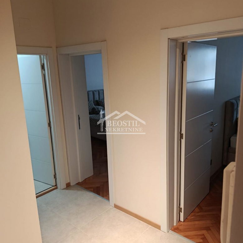 Stan Izdavanje Beograd Dorćol 77 m2