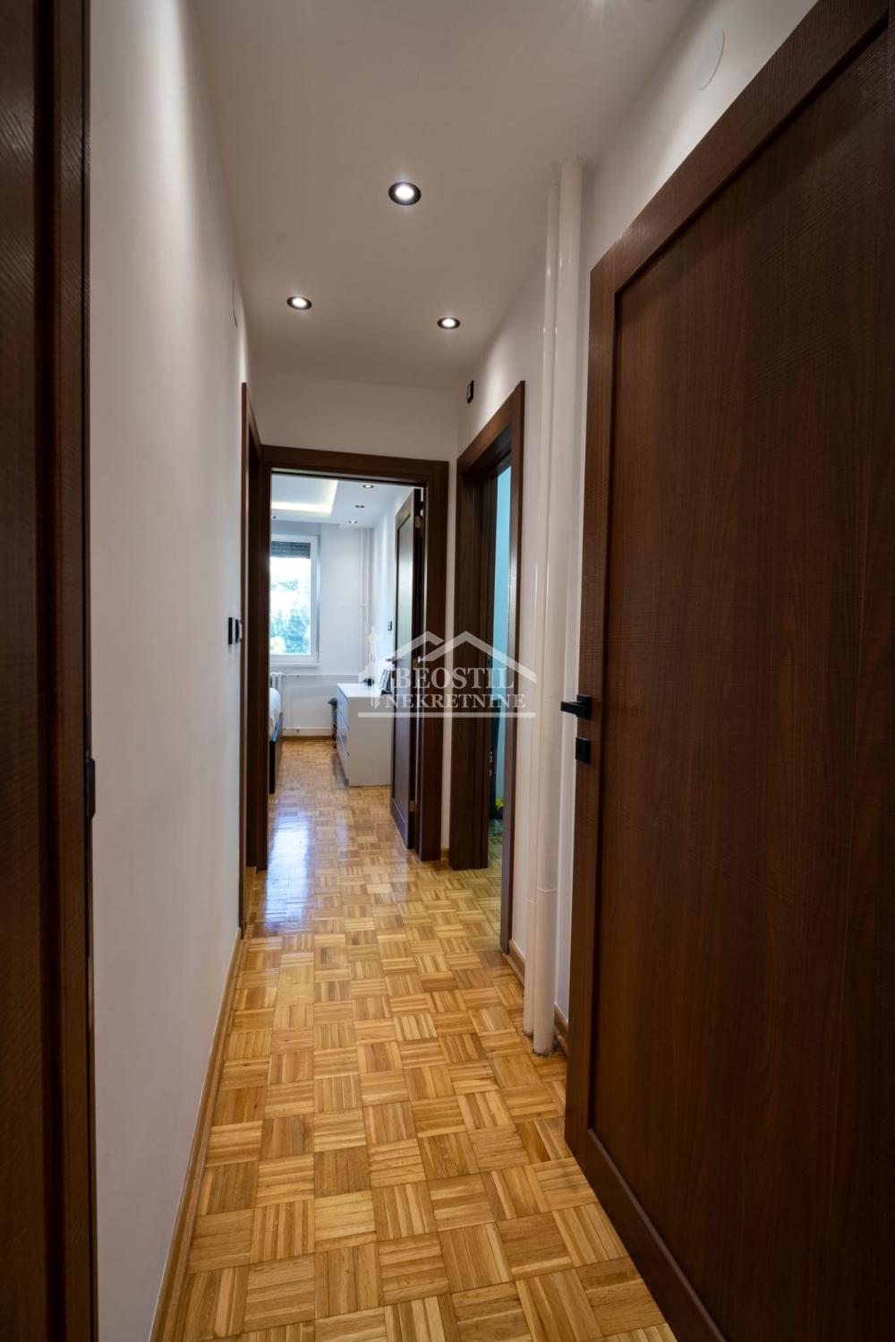 Troiposoban stan na prodaju, Stari Košutnjak, Beograd, 92m², 279.000 €