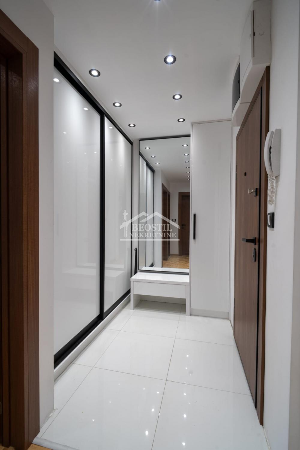 Troiposoban stan na prodaju, Stari Košutnjak, Beograd, 92m², 279.000 €