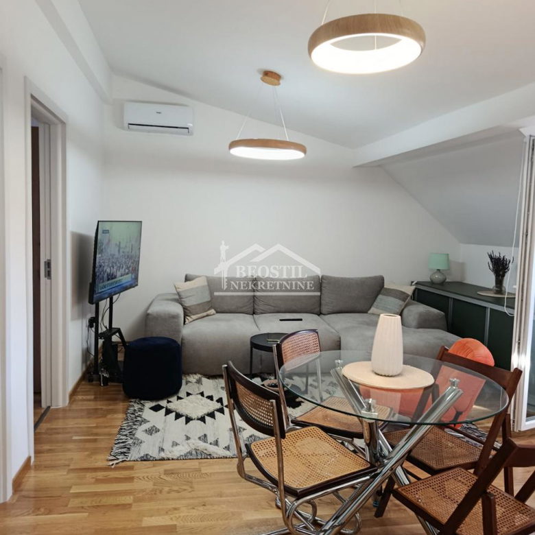 Stan Izdavanje Beograd Dorćol 45 m2
