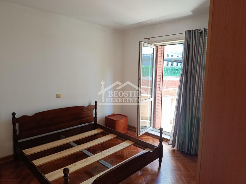 132025796_17_20260914093928 Četvorosoban stan za izdavanje, FON, Beograd, 161m², 1.400 €/mes