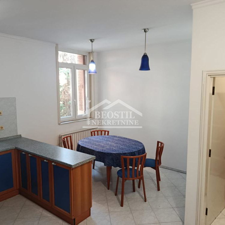Stan Izdavanje Beograd FON 161 m2