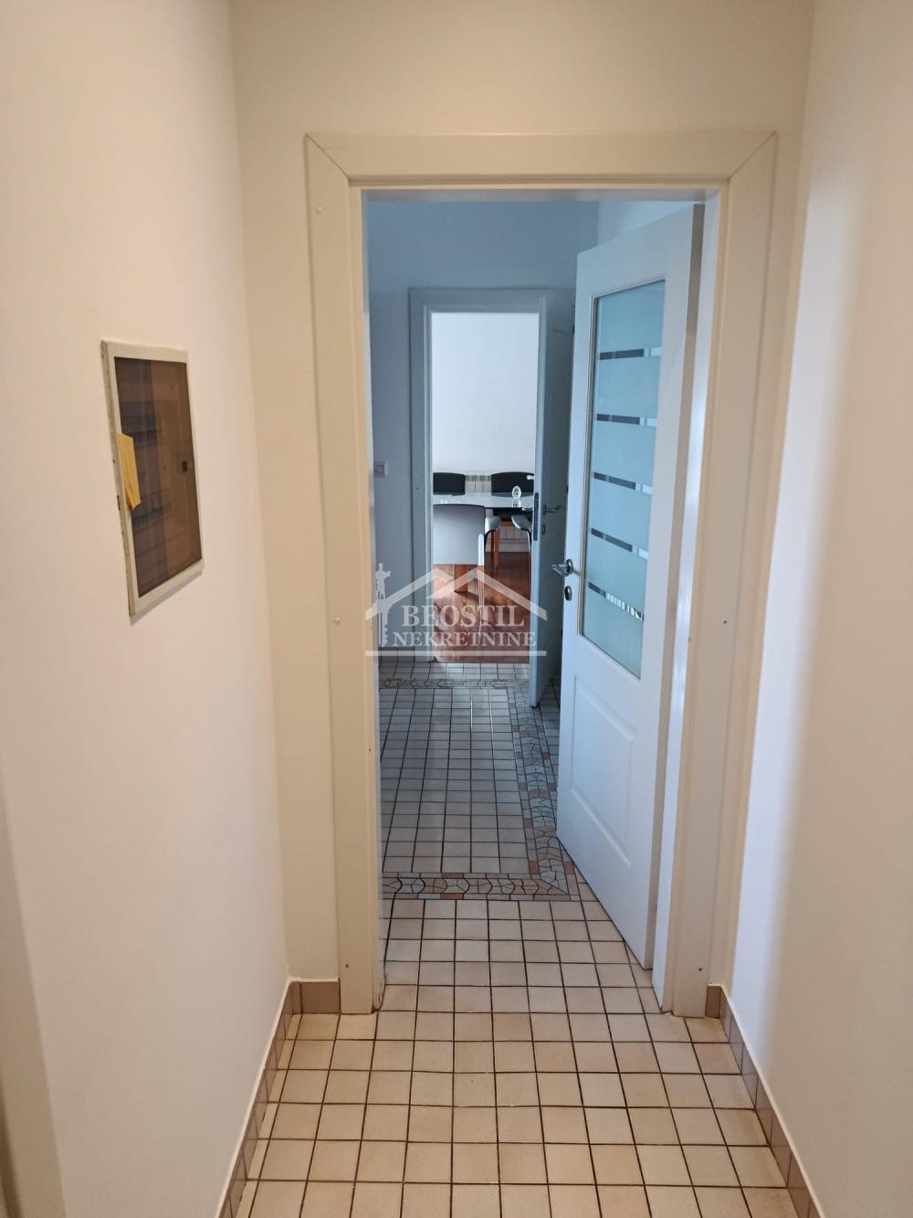 Stan Izdavanje Beograd Stan Izdavanje Beograd Botanička Bašta 370 m2