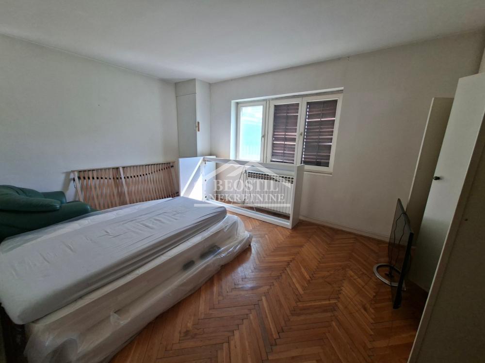 132025806_14_20260914161400 Kuća na prodaju, Nova Pazova, Stara Pazova, 320m², 265.000 €