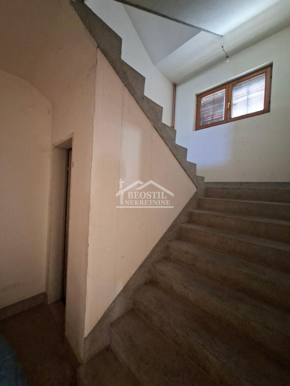 132025806_15_20260914161401 Kuća na prodaju, Nova Pazova, Stara Pazova, 320m², 265.000 €