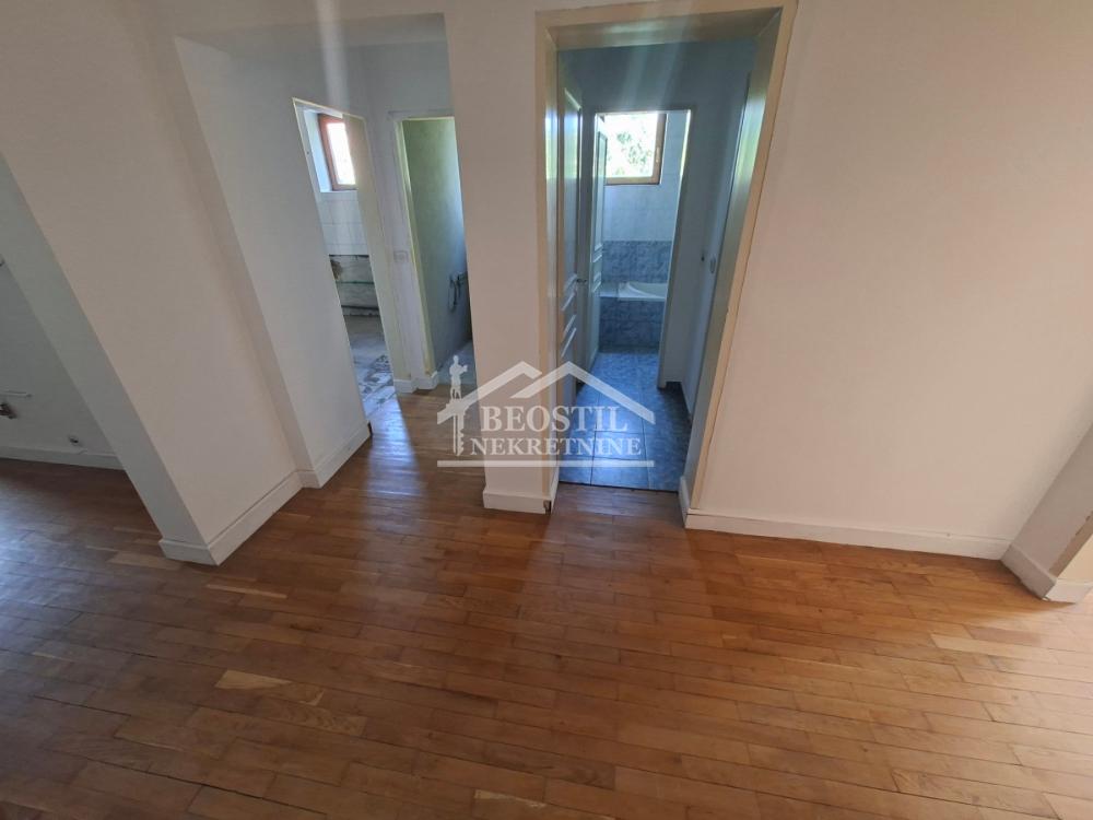 132025806_16_20260914161402 Kuća na prodaju, Nova Pazova, Stara Pazova, 320m², 265.000 €