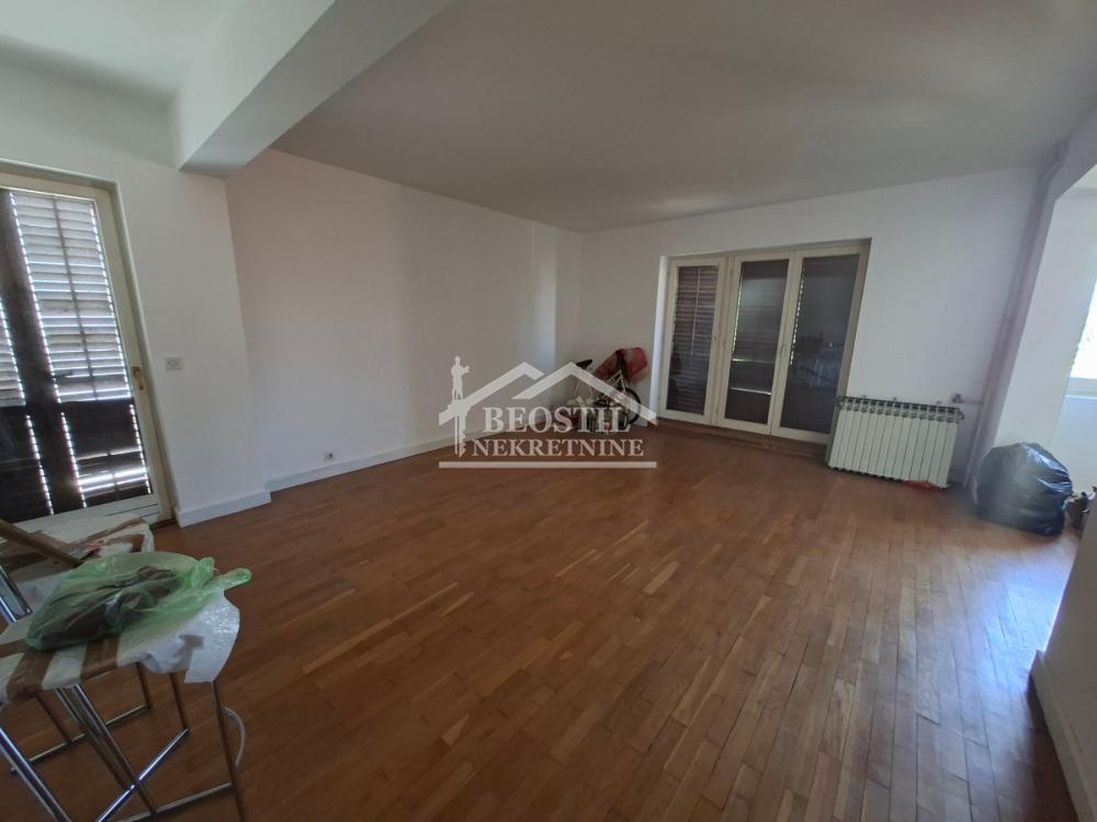 132025806_18_20260914161403 Kuća na prodaju, Nova Pazova, Stara Pazova, 320m², 265.000 €