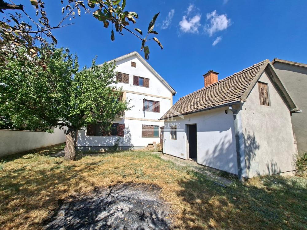 Kuća Prodaja Stara Pazova Kuća Prodaja Stara Pazova 320 m2