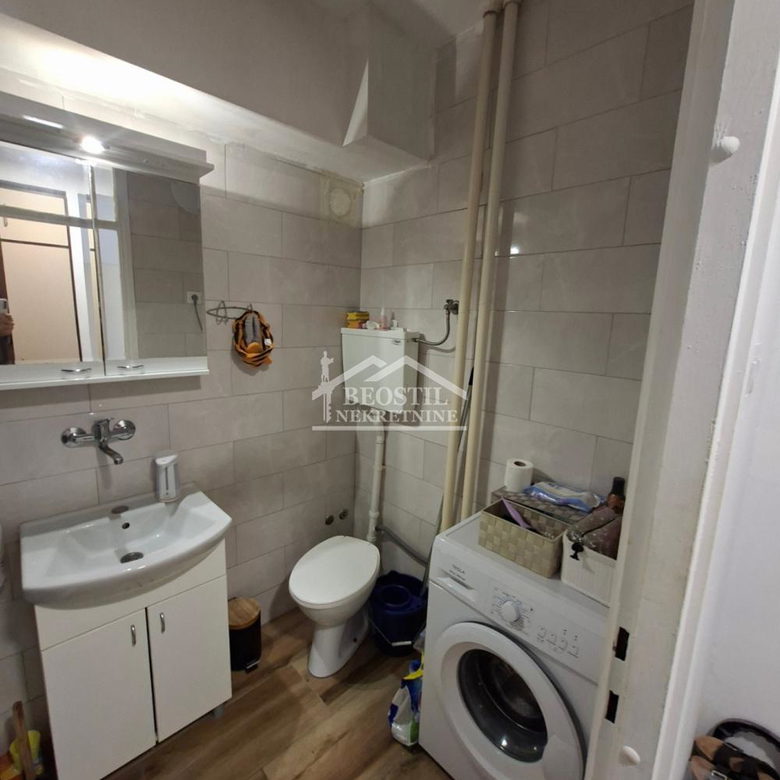 Stan Izdavanje Beograd Blok 45 70 m2
