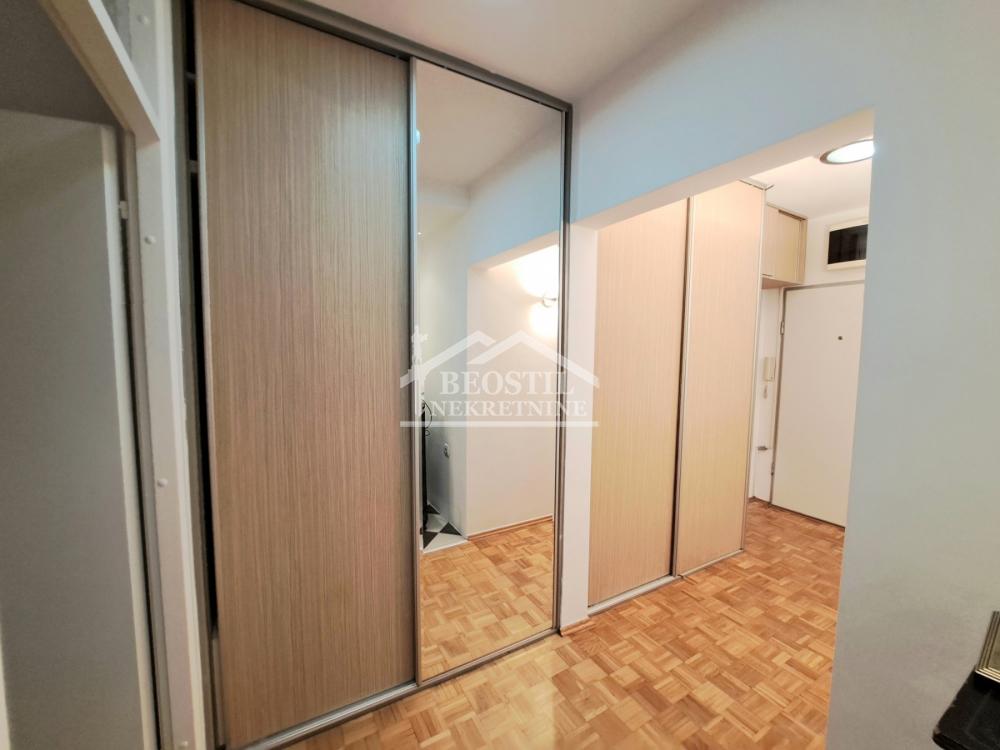 132025808_11_20260915141041 Dvoiposoban stan na prodaju, Blok 71, Beograd, 61m², 229.000 €