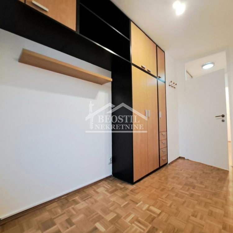 Dvoiposoban stan na prodaju, Blok 71, Beograd, 61m², 229.000 €