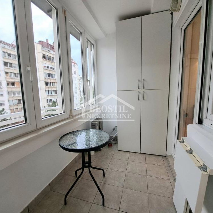 Dvoiposoban stan na prodaju, Blok 71, Beograd, 61m², 229.000 €