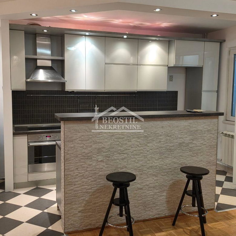 Stan Prodaja Beograd Blok 71 61 m2