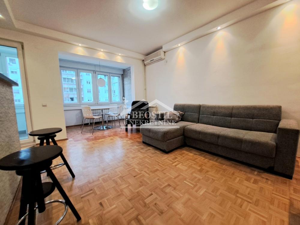 Stan Prodaja Beograd Stan Prodaja Beograd Blok 71 61 m2