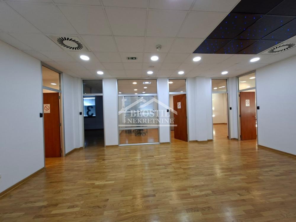 132025834_16_20260917142249 Lokal za izdavanje, Bežanijska Kosa 1, Beograd, 330m², 4.950 €/mes