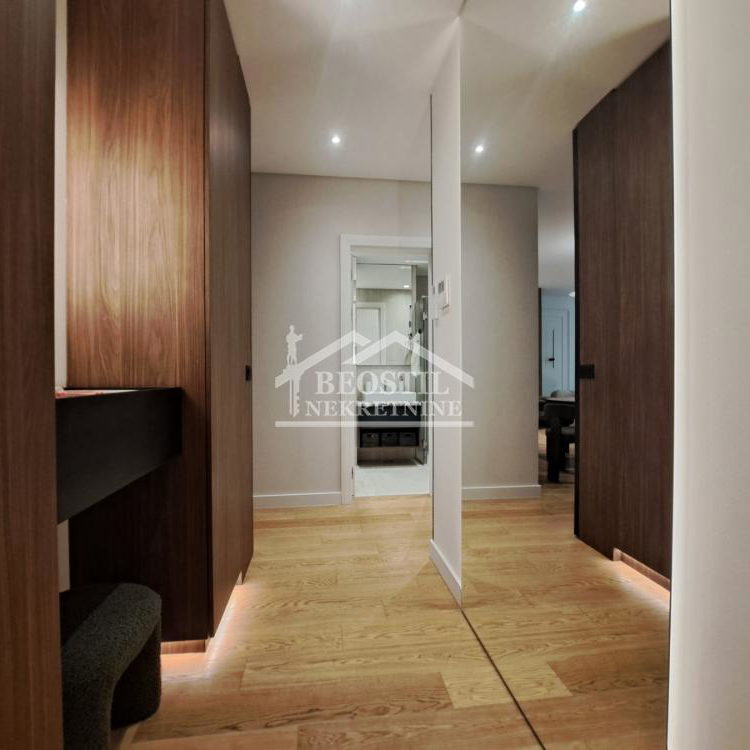Trosoban stan za izdavanje, Centar, Beograd, 88m², 2.000 €/mes