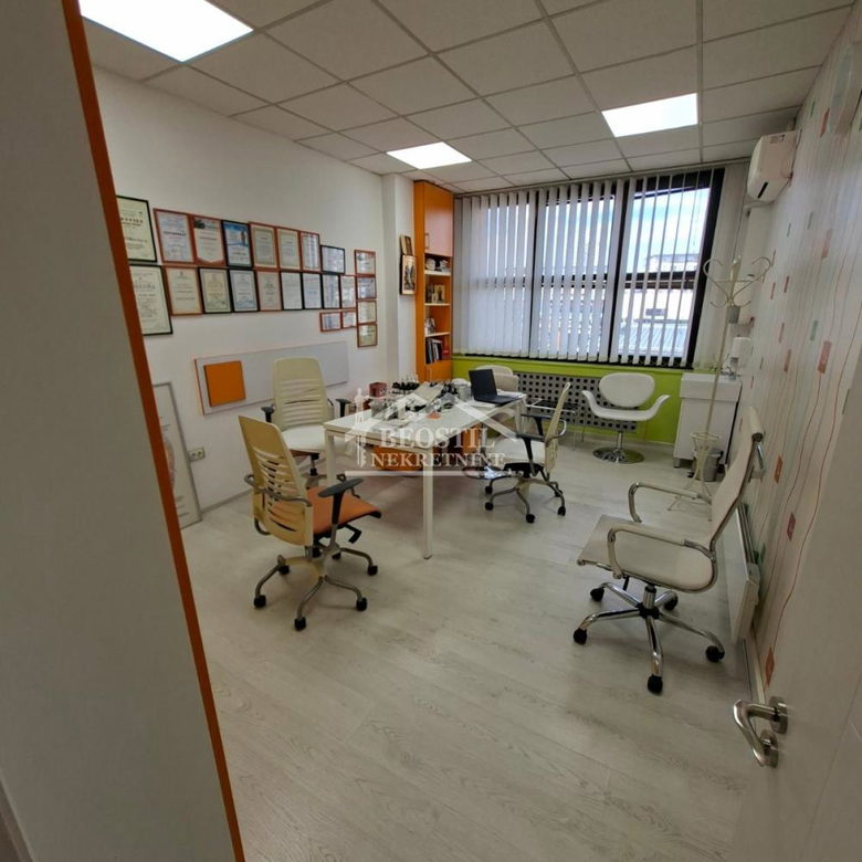 Lokal na prodaju, Blok 44 TC Piramida, Beograd, 283m², 650.000 €