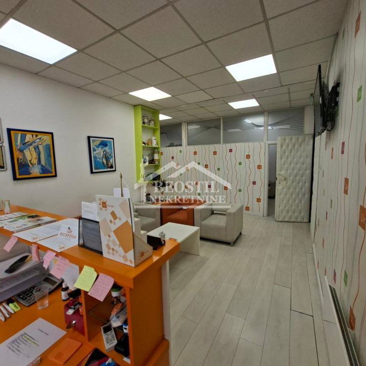 Lokal Prodaja Beograd Blok 44 TC Piramida 283 m2