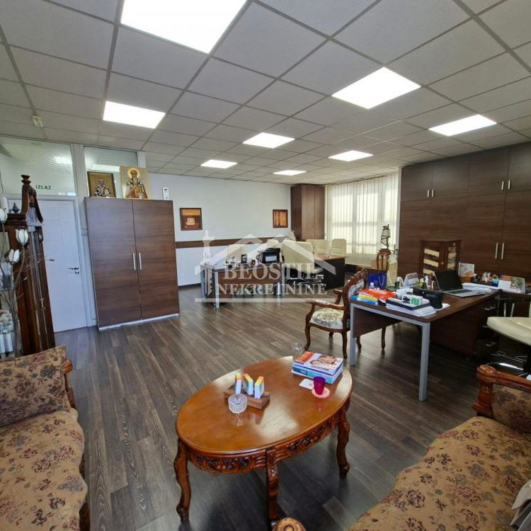 Lokal Prodaja Beograd Blok 44 TC Piramida 283 m2
