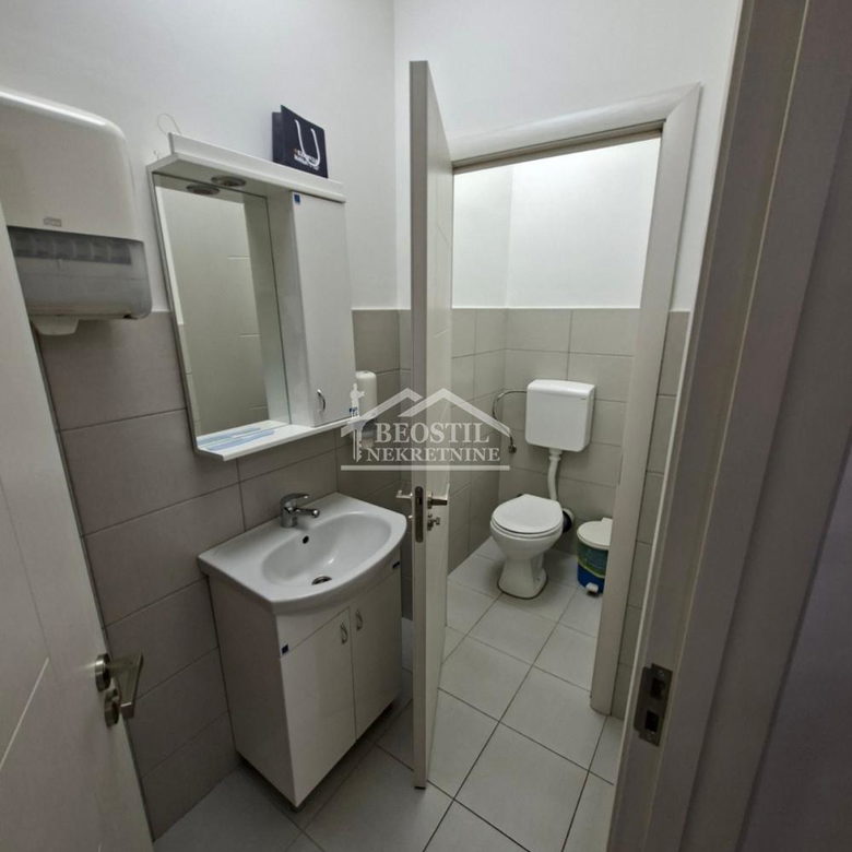 Lokal na prodaju, Blok 44 TC Piramida, Beograd, 283m², 650.000 €