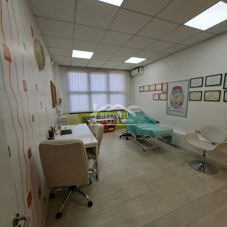 Lokal na prodaju, Blok 44 TC Piramida, Beograd, 283m², 650.000 €
