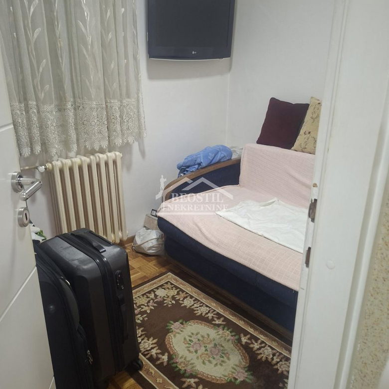Trosoban stan na prodaju, Bežanijska Kosa 2, Beograd, 81m², 325.000 €