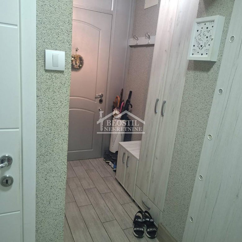 Stan Prodaja Beograd Bežanijska Kosa 2 81 m2