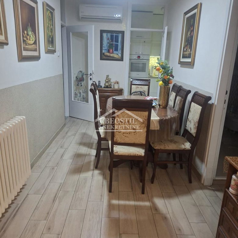 Stan Prodaja Beograd Bežanijska Kosa 2 81 m2
