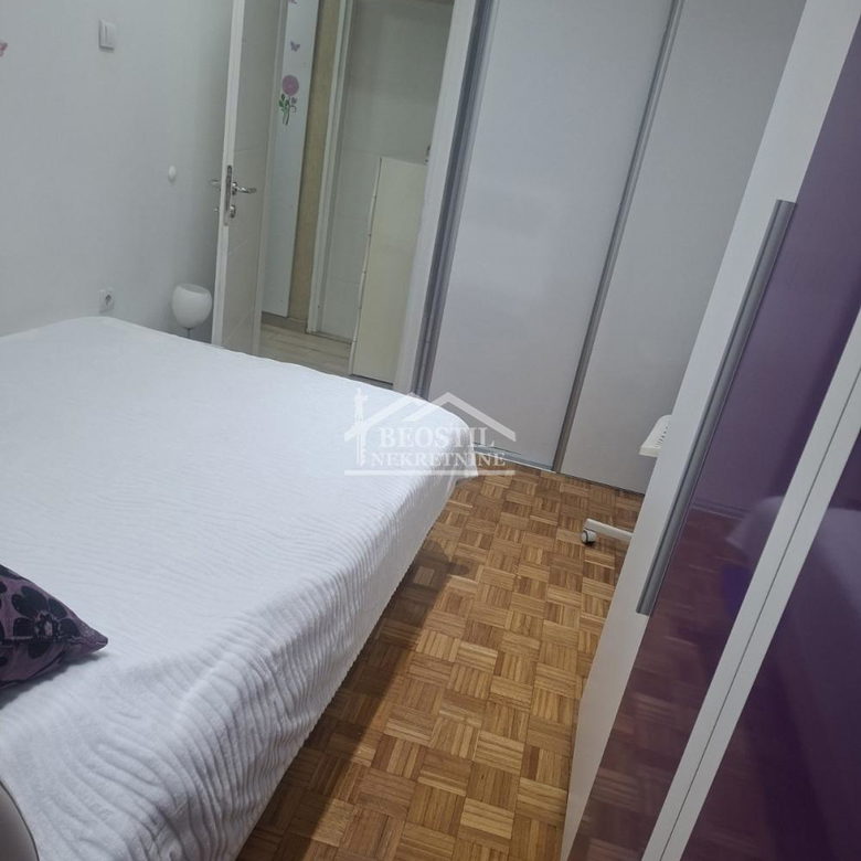 Stan Prodaja Beograd Bežanijska Kosa 2 81 m2