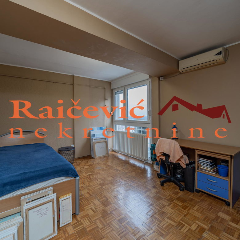 Trosoban stan na prodaju, Botanička Bašta, Beograd, 87m², 275.000 €