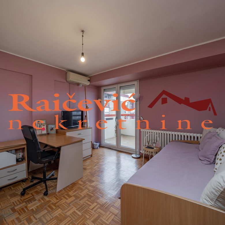 Trosoban stan na prodaju, Botanička Bašta, Beograd, 87m², 275.000 €