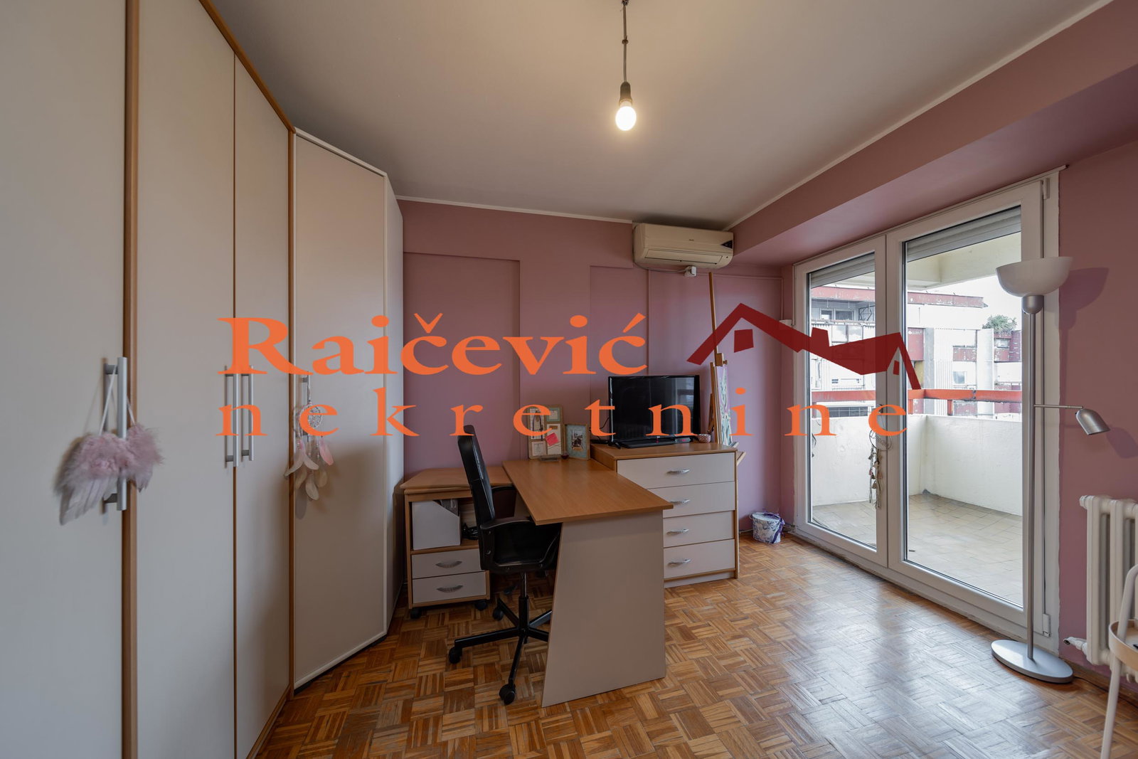 Trosoban stan na prodaju, Botanička Bašta, Beograd, 87m², 275.000 €