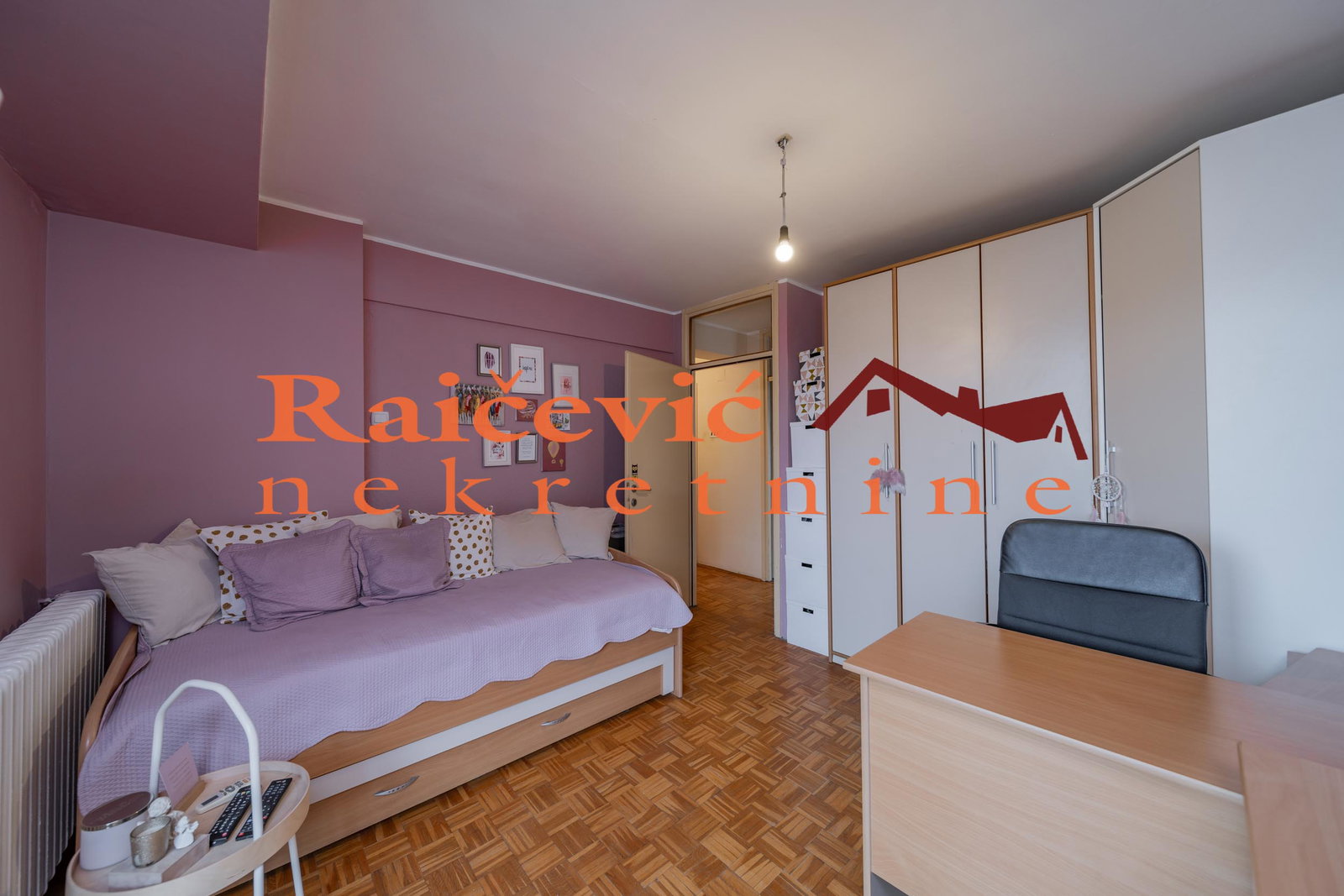 Trosoban stan na prodaju, Botanička Bašta, Beograd, 87m², 275.000 €