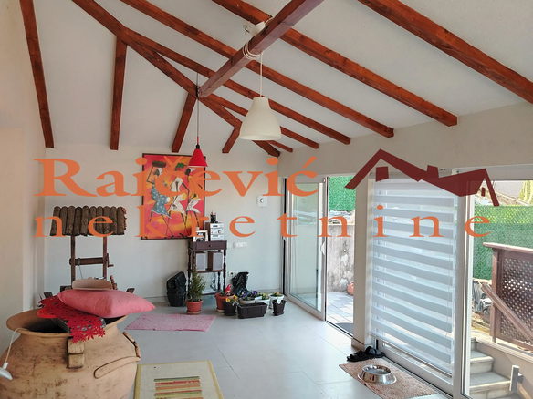 Kuća Prodaja Beograd Vrčin 354 m2