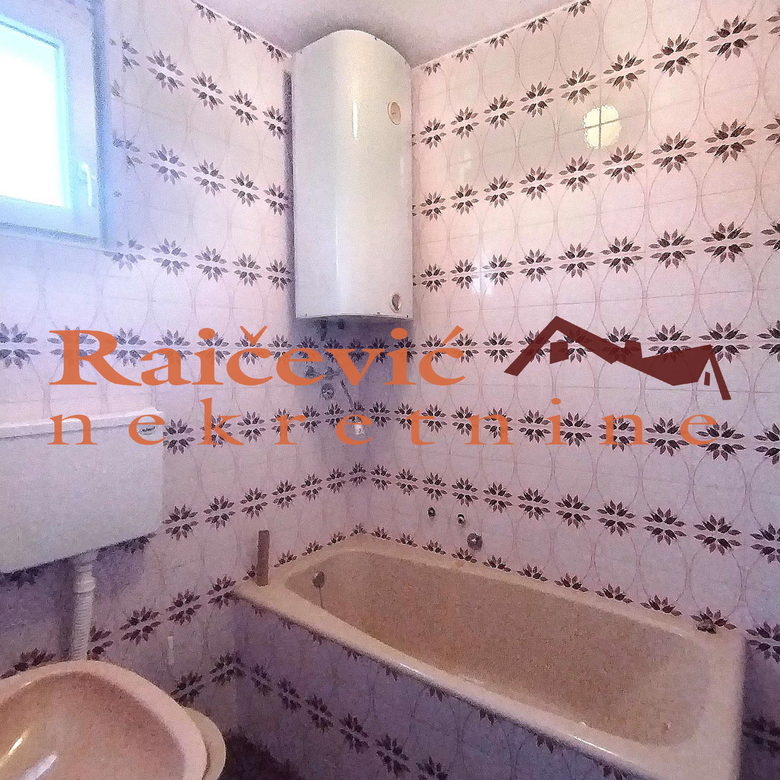 Kuća Prodaja Beograd Vrčin 354 m2