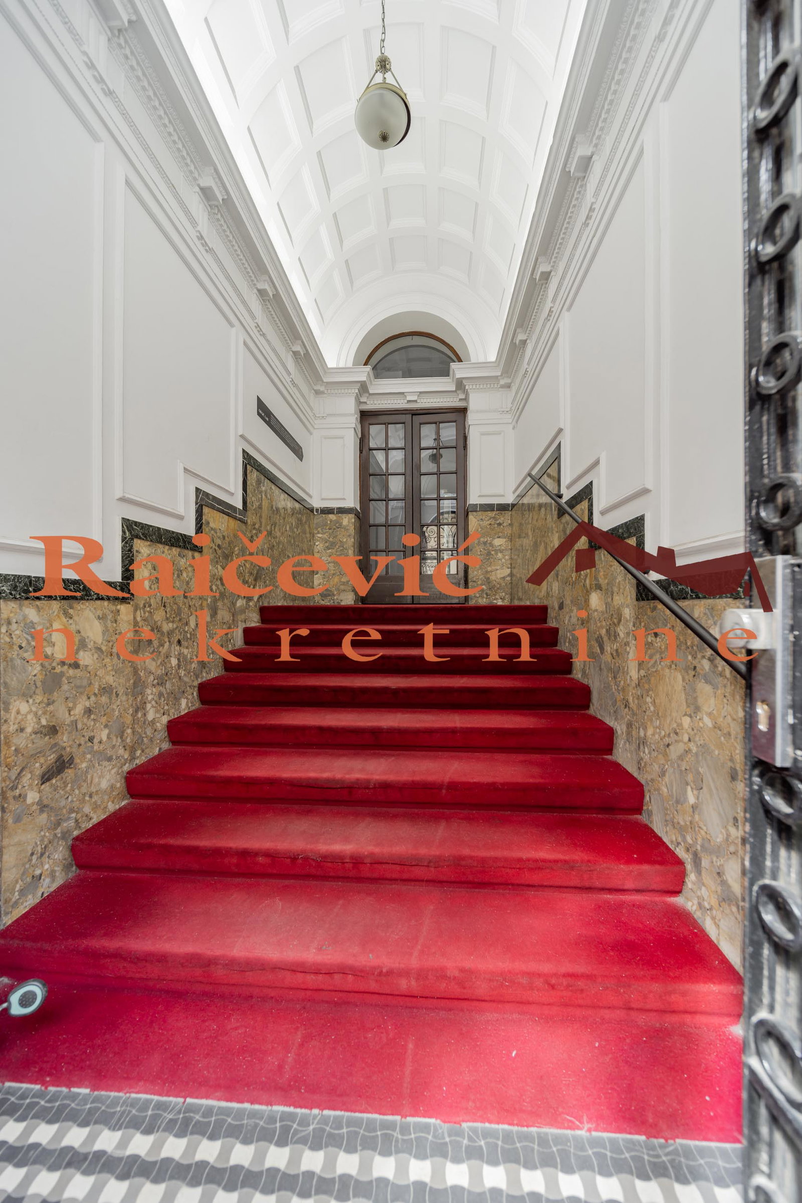Trosoban stan na prodaju, Centar, Beograd, 160m², 850.000 €