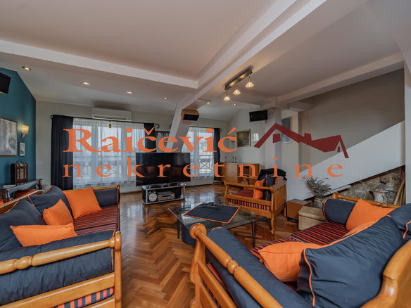Stan Prodaja Beograd Karađorđev Trg 158 m2