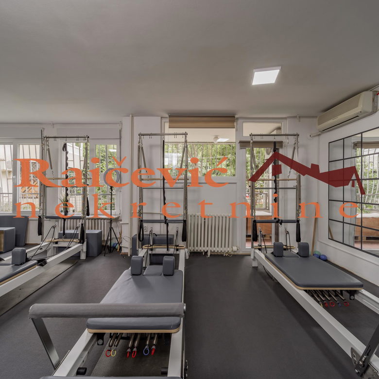 Trosoban stan na prodaju, Blok 34 – Studentski Grad, Beograd, 86m², 279.000 €