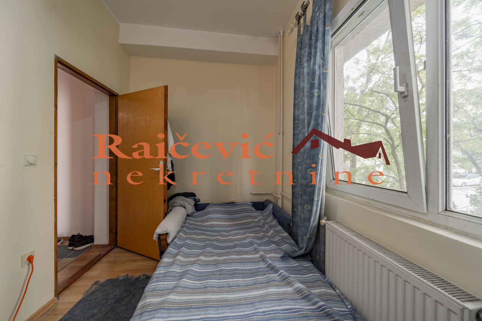 Četvorosoban stan na prodaju, Voždovac, Beograd, 71m², 185.000 €