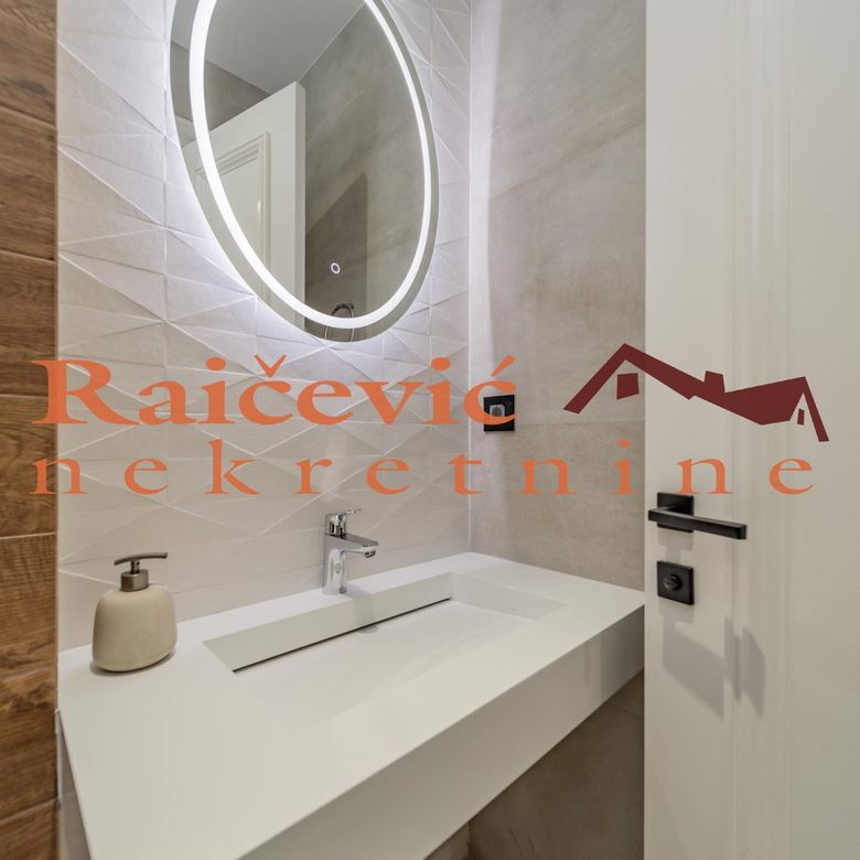 Trosoban stan na prodaju, Pregrevica, Beograd, 102m², 500.000 €
