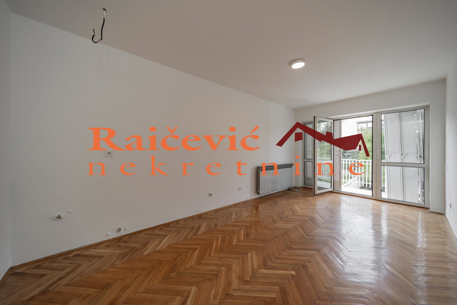 137963 Kuća za izdavanje, Voždovac, Beograd, 604m², 5.300 €/mes