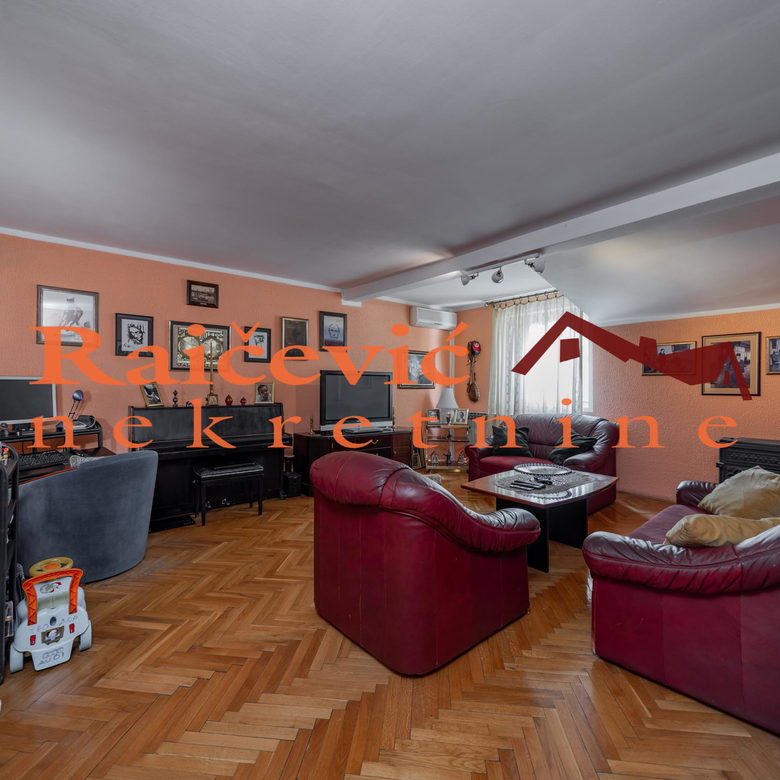 Kuća za izdavanje, Voždovac, Beograd, 604m², 5.300 €/mes