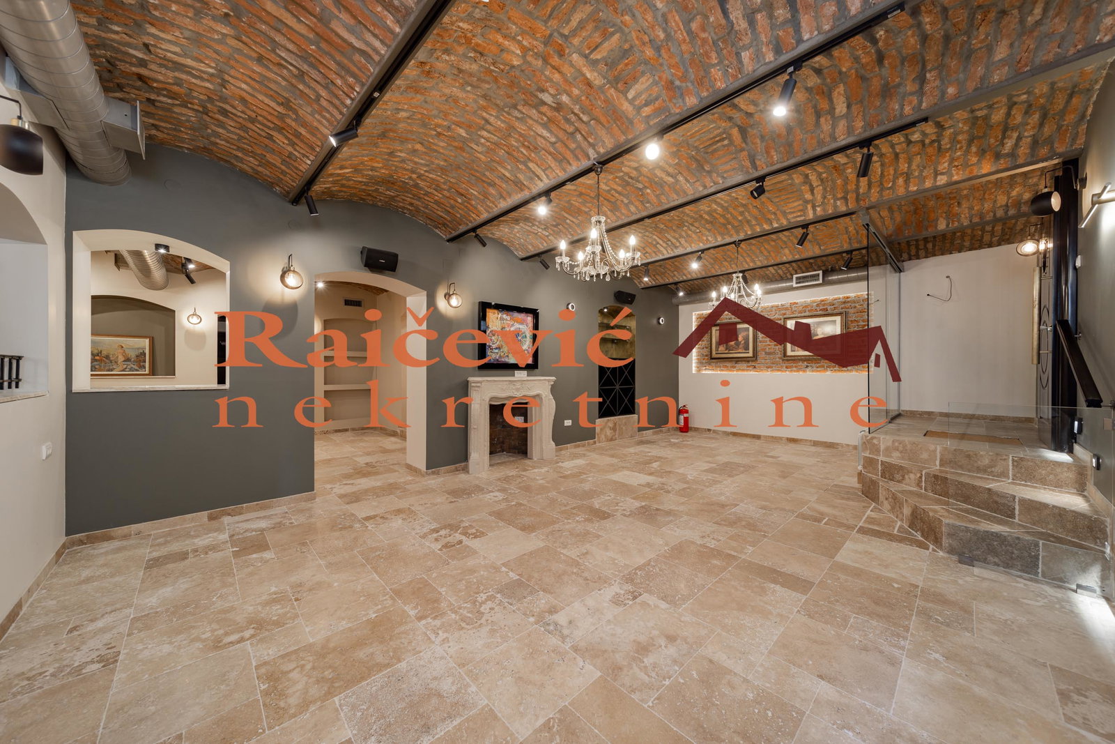 Lokal Prodaja Beograd Centar (Čukarica) 210 m2