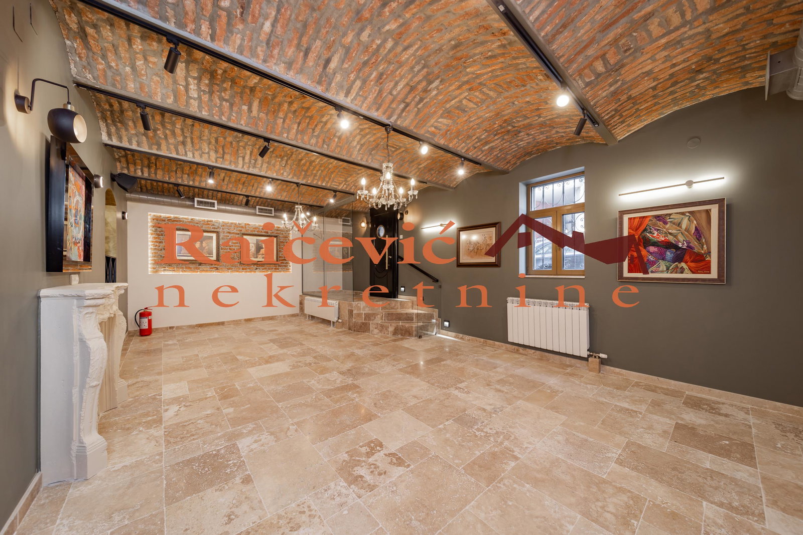 Lokal Prodaja Beograd Centar (Čukarica) 210 m2