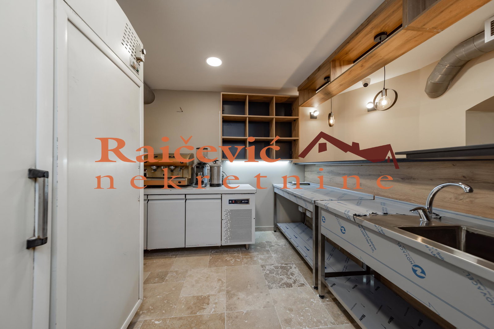 Lokal na prodaju, Centar, Beograd, 210m², 649.000 €