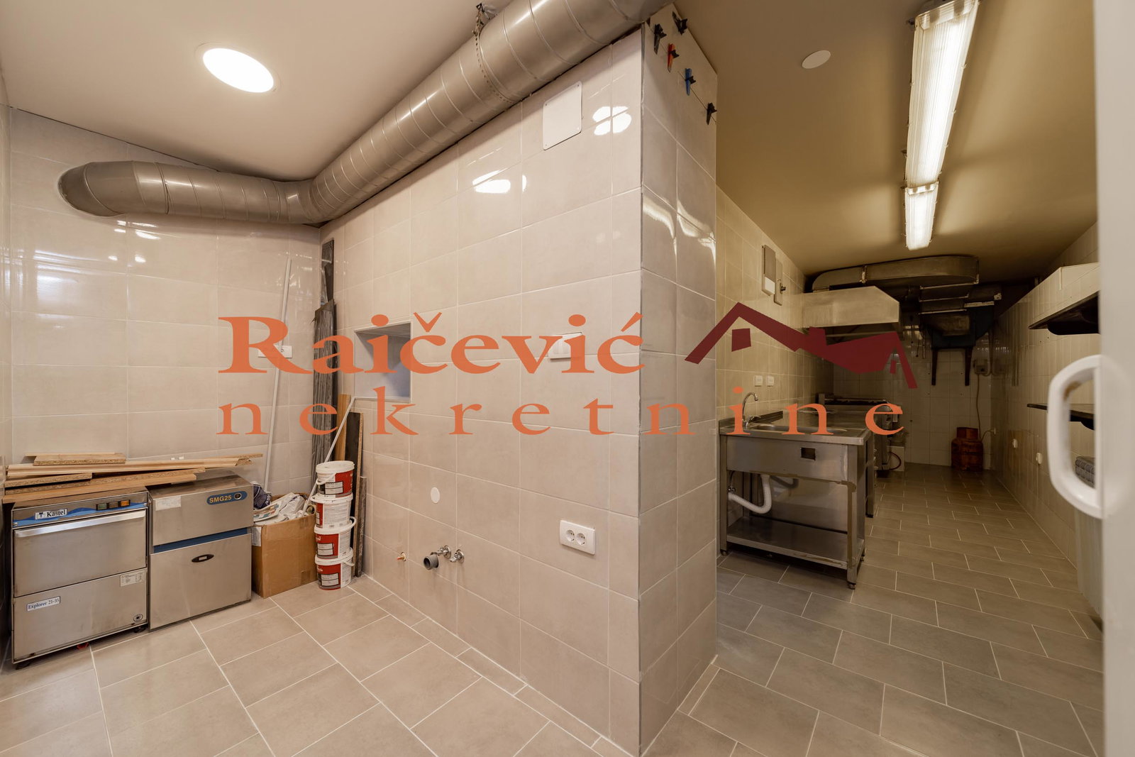 Lokal na prodaju, Centar, Beograd, 210m², 649.000 €