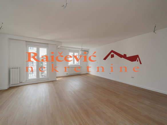 Stan Prodaja Beograd Dušanovac 162 m2